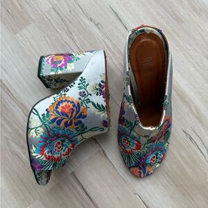 Renvy Floral Patterned Light Silver Blue Brocade Mules